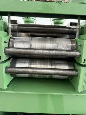 8,000 LB X 18" X .250" REGAL COIL CRADLE & STRAIGHTENER. STOCK #1226924