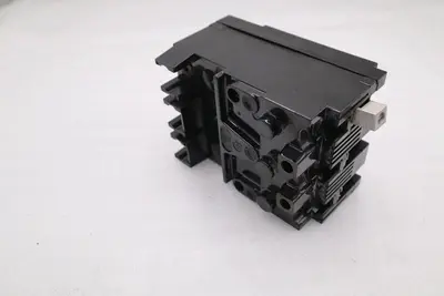 ITE CIRCUIT BREAKER EE3B015 15 AMP 3 POLE 240 VAC 125/250 VDC STOCK B-626