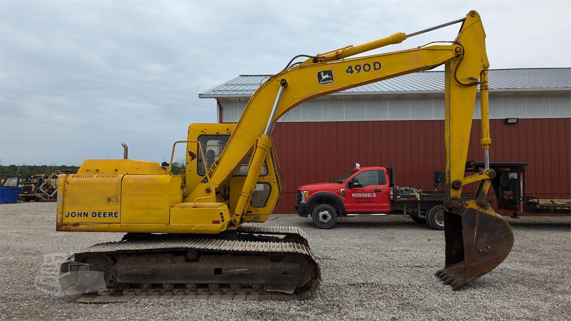 USED 1988 DEERE 490D