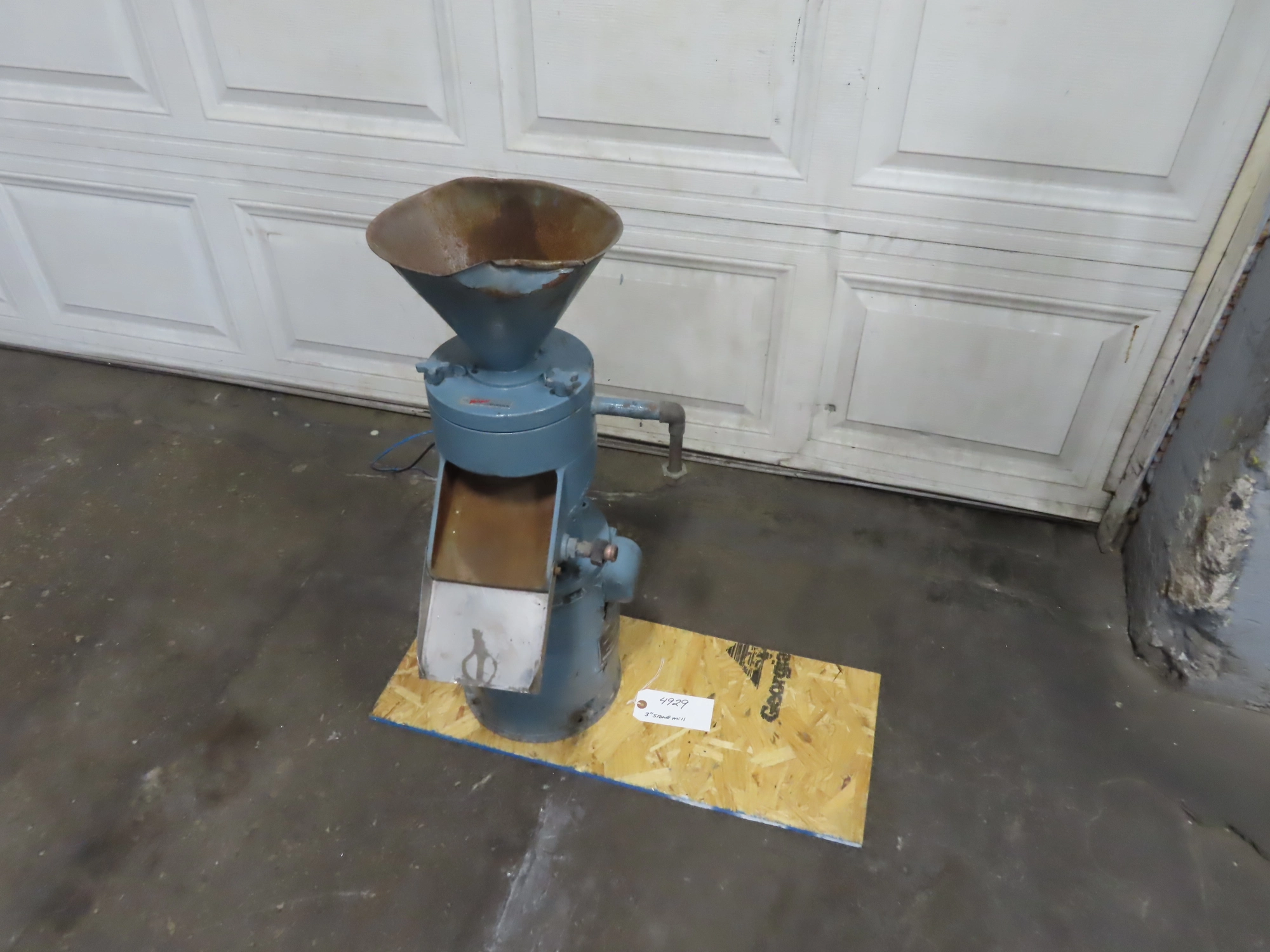 Morehouse Industries Stone Mill, Model MP
