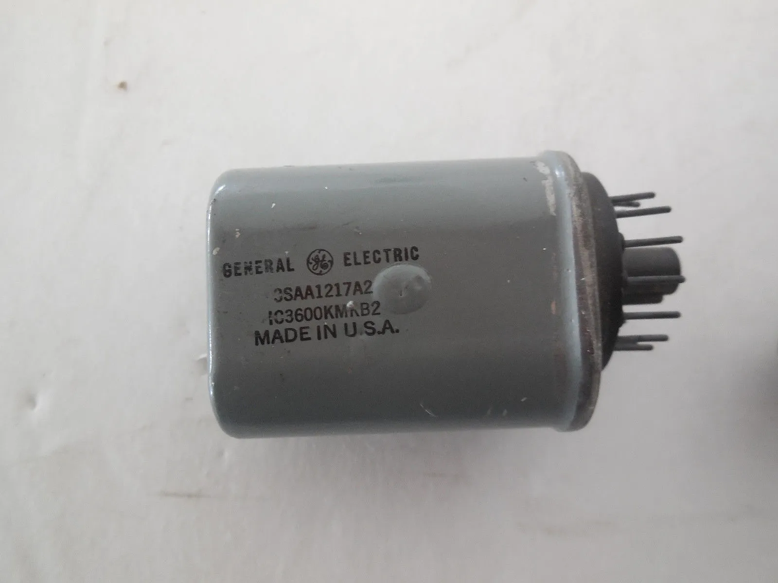 USED GENERAL ELECTRIC RELAY IC3600KMRB2