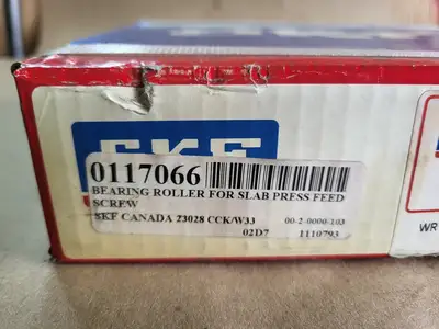 NEW SKF 23028 CCK/W33