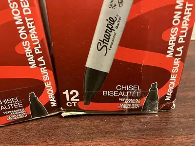 Sharpie Chisel Tip Markers
