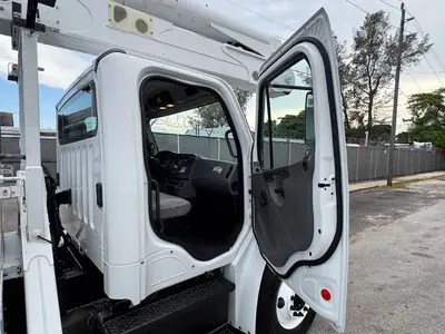 Used 2018 FREIGHTLINER M2 106 Tractors & Trailers Florida US | Truck and Van Outlet #1506266