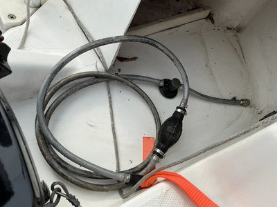 USED 1998 HUNTER TBD