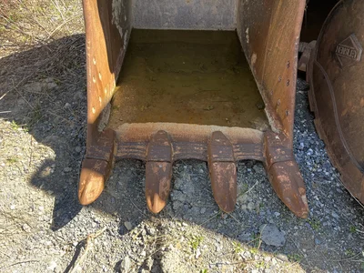 Used CP 330D-Dig Bucket Multipurpose Buckets Maryland US | Zadoon Equipment #1480858