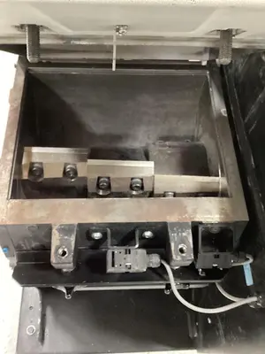 USED MILACRON MG-814