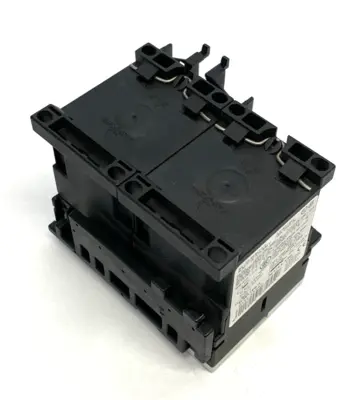 Used Siemens Fuseless Load Feeder, Reversing Combination Starter Motor Control Parts Michigan US | Maverick Industrial Sales #1401486