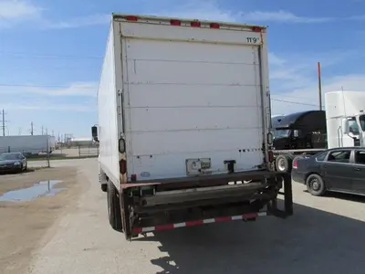Used 2012 HINO 268 Box trucks Manitoba CA | Conquest Truck & Auto Sales #1421365