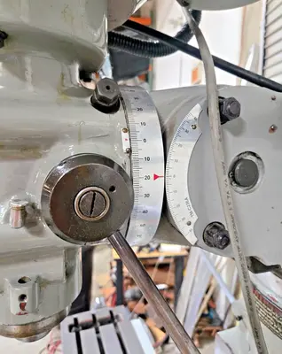 Bridgeport _UNKNOWN_ Machining Centers & Milling Machines | Amiron Machinery (10)