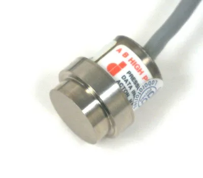 NEW DATA INSTRUMENTS HIGH PERFORMANCE PRESSURE TRANDUCER 15 PSIA RANGE