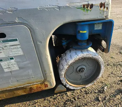 USED 1997 GENIE Z20/8N