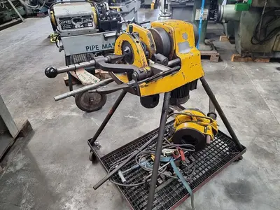 USED REMS PIPE & BOLT THREADING