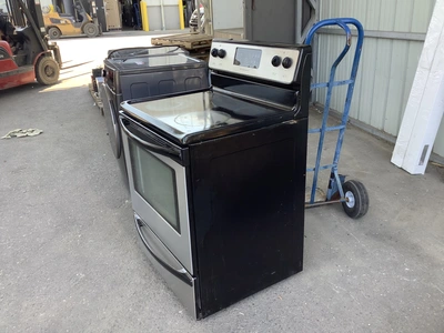 Used FRIGIDAIRE FEF366ECN Residential Appliances Michigan US | Miedema Asset Management Group #1308035