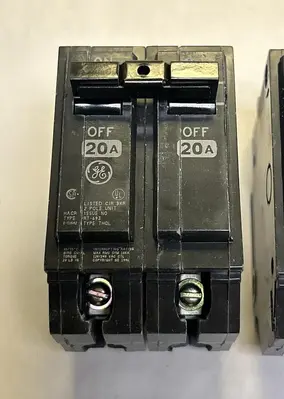 New | in-Stock GE THQL2120 Miscellaneous Equipment (Electrical & Power) | Surplus Asset Holdings #1200006