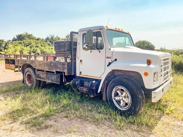 Used 1988 INTERNATIONAL NAVISTAR 1754 FLATBED WATER TRUCK Tanker trucks California US | East West Machinery & Drilling #1417719