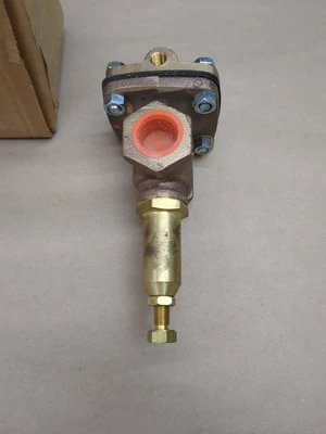 NEW Cash Valve 05761-0010