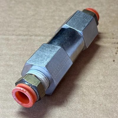NEW Parker 8F-C8L-1/3-SS