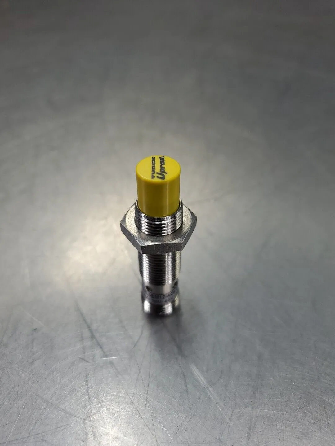 Turck Ni8U-EM12-AP6X-H1141 10-30VDC 200mA 8mm Proximity Sensor. 5E-17