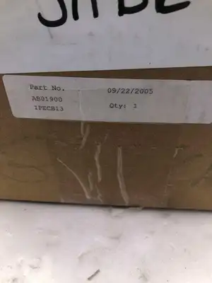 ABB IPECB13 Infi-90 Power Entry Circuit Breaker 125VDC 20mA AB01900 -NIB