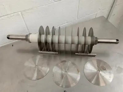 Savage stainless steel roller cutter