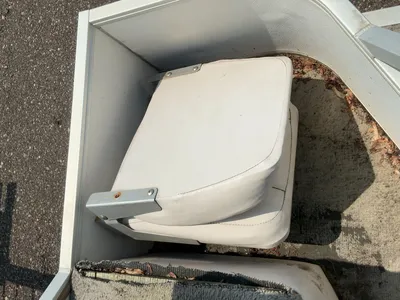 1998 Manitou Unknown 20' Pontoon Boat