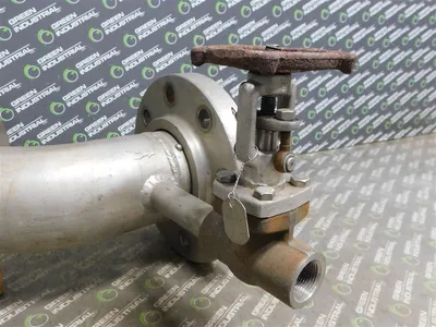 4" Flanged Stainless Steel 90° Elbow CL150/300 ES856AZU 1" Valve Used
