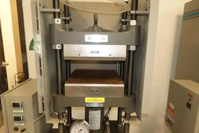 Used _UNKNOWN_ _UNKNOWN_ Heated Platen Hydraulic Press Texas US | Federal Equipment Company #1708600
