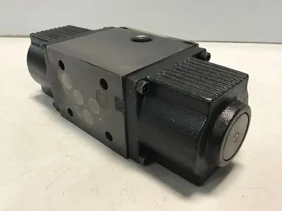 USED NACHI SS-G03-C5-R-D2-E10
