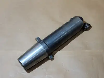 USED UNIVERSAL 805723