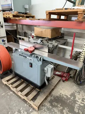 Delta/ Invicta 8'' Long Bed Jointer w/ New Byrd Head
