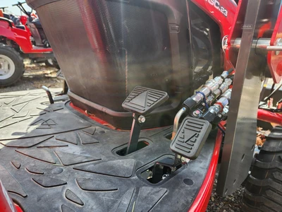 New | in-Stock 2025 MASSEY FERGUSON 1GC.23 Sub-Compact & Compact Tractors New York US | Abele Tractor #1343049