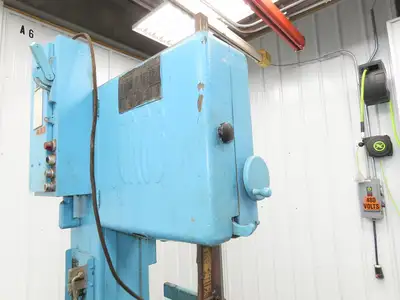 Grob Brothers NS18 Vertical Bandsaw 18" Throat 1Hp 230/460V 3Ph Metal Wood