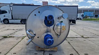 Hoeksma & Velt 6,000 Litre Stainless Steel Tanks | Perry Equipment (3)