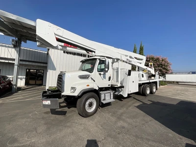Used 2013 FREIGHTLINER 108SD Bucket (boom) trucks California US | Big Truck & Equipment #1412218
