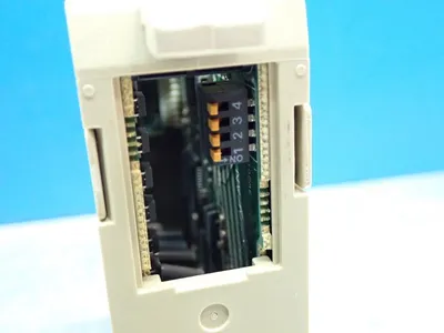 USED OMRON C200HDA003