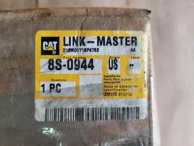 NEW CATERPILLAR 8S-0944