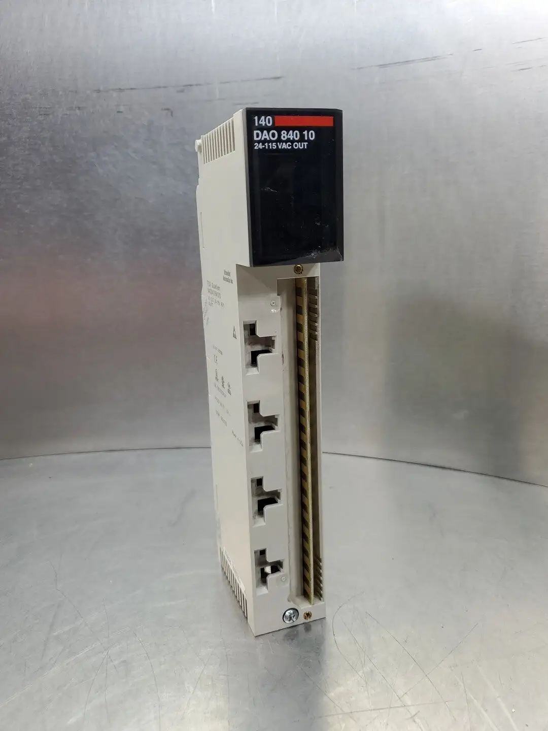 Used Schneider Electric 140DAO84010 PLC Input & Output | Palmetto Automation #1150944