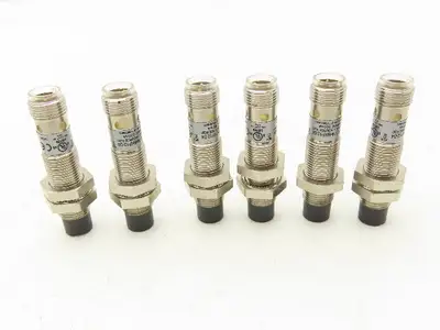 Allen Bradley 872C-NH8NP12-D4 Inductive Proximity Sensor 10-30VDC Lot of 6
