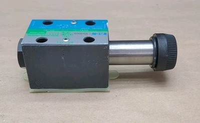 NEW Eaton DGV-3S-2A-M-U-B5-60