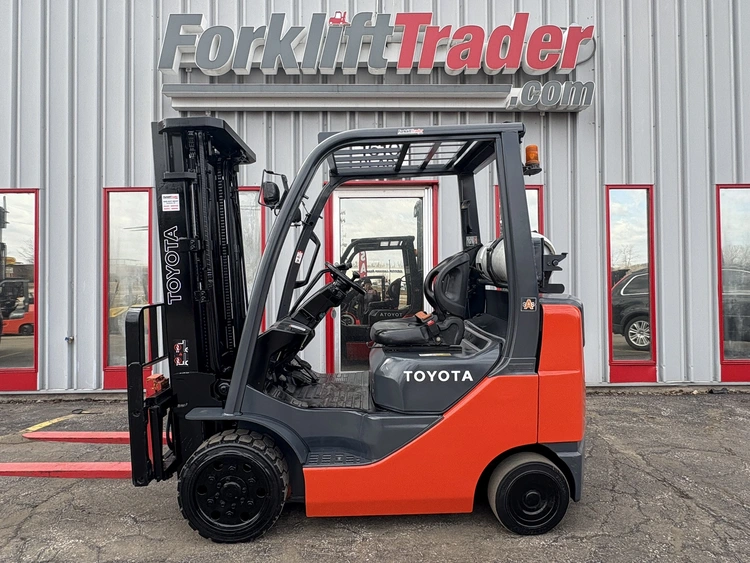Used 2017 TOYOTA 8FGCU25 Misc Forklifts Wisconsin US | Forklifttrader.com #756462