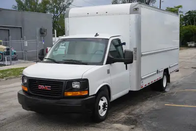 Used 2017 GMC SAVANA G3500 Box trucks Florida US | Truck and Van Outlet #1541709