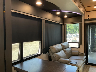 Used 2022 GRAND DESIGN MOMENTUM Campers, Caravans, Motorhomes Michigan US | Miedema Asset Management Group #1366695
