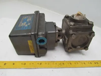 Bi-Torq IS3WT12300EA4 Actuator w/3 Way 1-1/4"NPT Valve 115VAC 300In/Lbs Torque