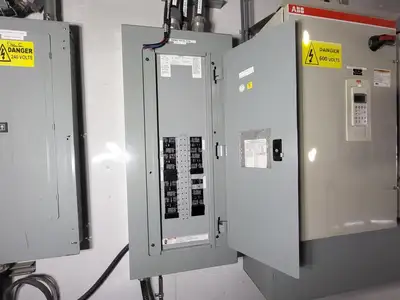 5 kV E-House Genset Control Room PDC w/ 9 x 1200 amp Breaker