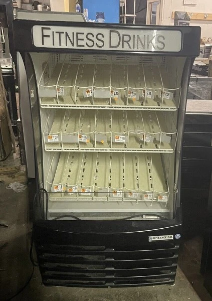 174-0032 Beverage Air BZ131W 30” Open Display Self Contained Refrigerated Cooler