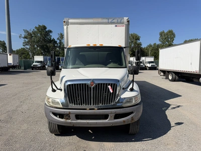 Used 2017 INTERNATIONAL 4300 SBA4X2 Box trucks Indiana US | Miedema Asset Management Group #1414680