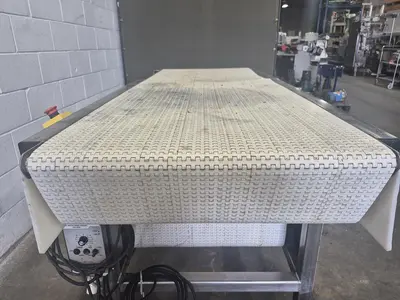 5.10 ft Flat Belt Conveyor