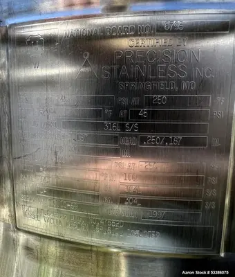 Precision Stainless Vertical 316L SS High-Performance Freeze/Thaw Tank - Used.
