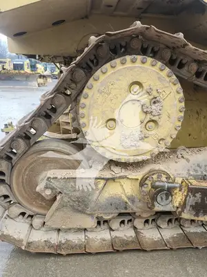 USED 2016 CATERPILLAR D6T XL